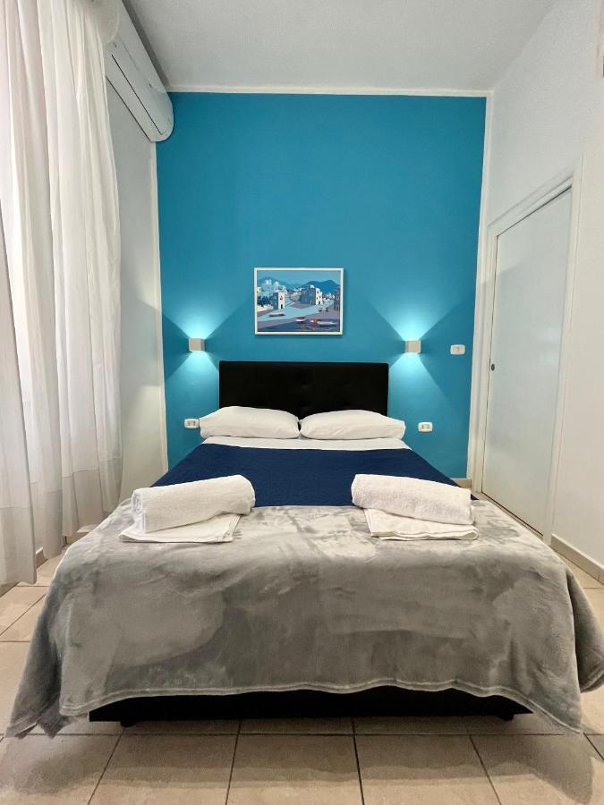 Romeo'S Maison Apartment Napoli Bagian luar foto